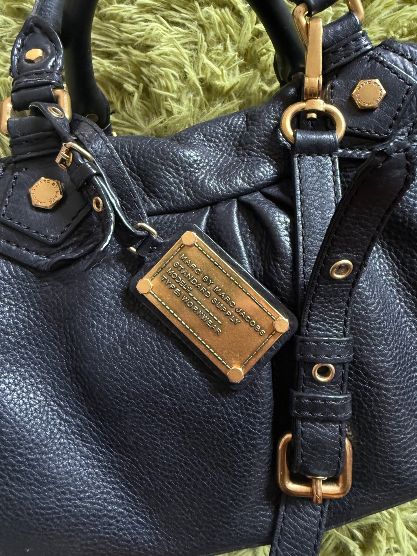 marc jacobs classic q baby groovee bag