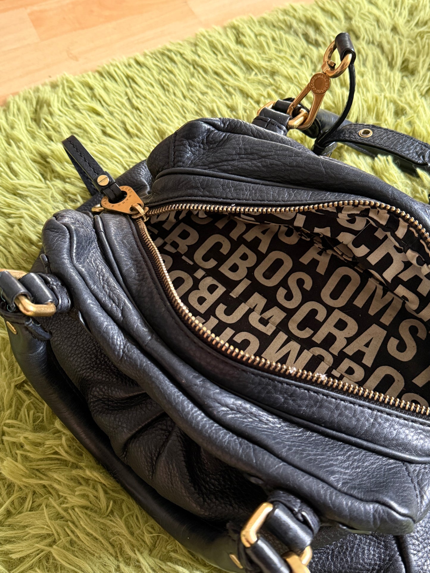 marc jacobs classic q baby groovee bag